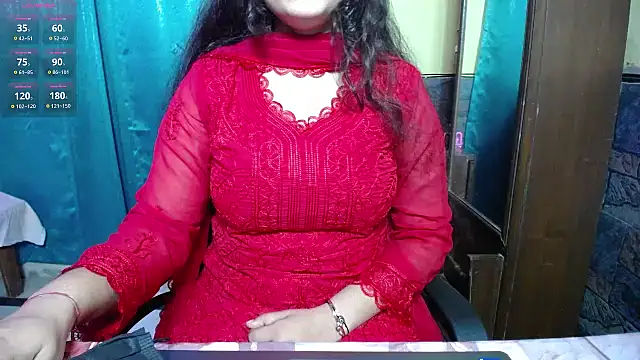 -Queenie online show from July 2026 07:21:02 PM