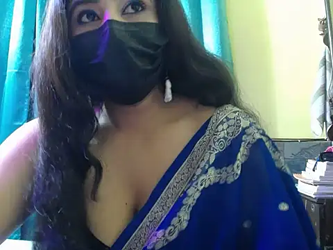-Queenie online show from June 2026 07:57:02 PM