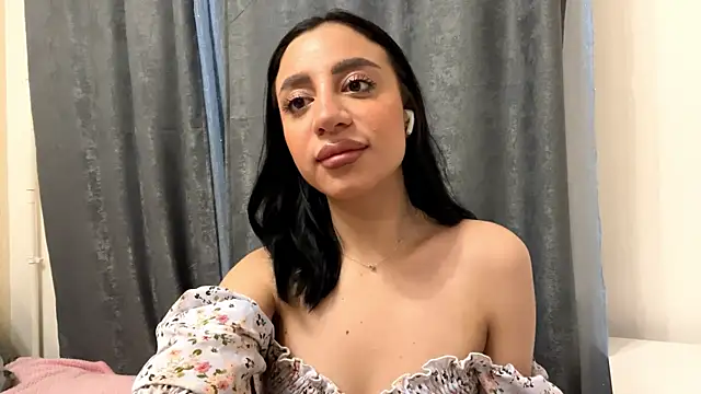 AngellaBarbini online show from May 2026 04:13:01 PM