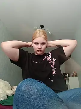 LoisFox online show from May 2026 11:30:02 AM