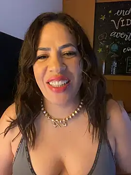 SabrinaDVD online show from May 2026 03:33:02 PM
