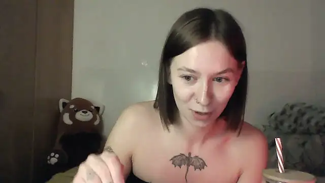 JuicyErika online show from May 2026 11:04:01 PM