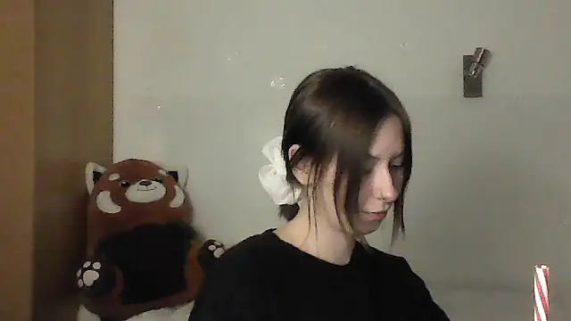JuicyErika online show from May 2026 08:35:01 PM