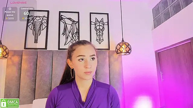 Vanne Queen  online show from May 2026 11:09:01 AM