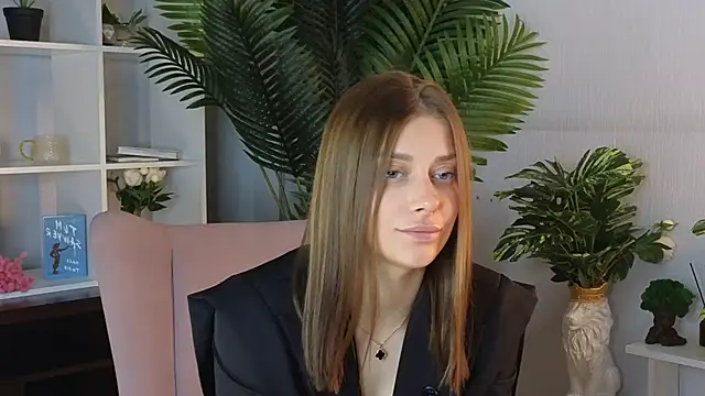 DelaineLindel online show from April 2026 01:46:02 PM