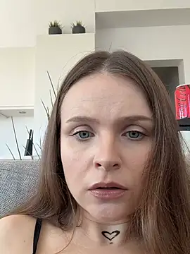 HelgaCc online show from April 2026 12:56:01 PM