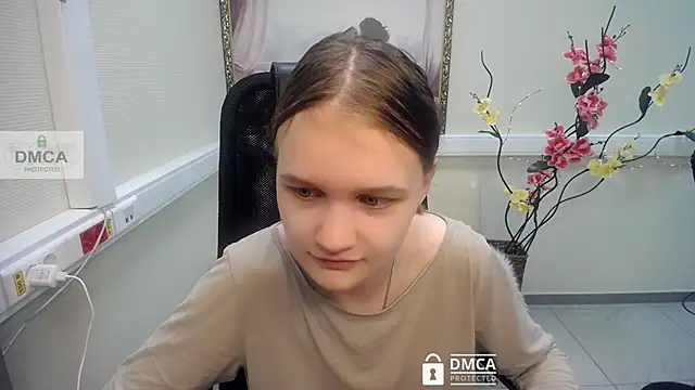  donnaSia  online show from July 2026 06:47:01 AM