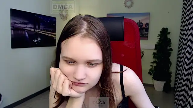 Snapshot of _donnaSia_ chatting on April 2026 11:47:01 AM donnaSia online show from April 2026 11:47:01 AM
