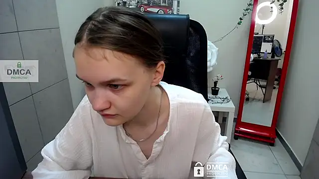 Snapshot of _donnaSia_ chatting on June 2026 05:49:01 AM donnaSia online show from June 2026 05:49:01 AM