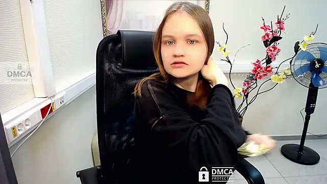  donnaSia  online show from July 2026 06:11:01 AM