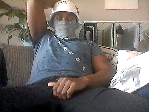 LunjeSA online show from May 2026 08:02:02 AM