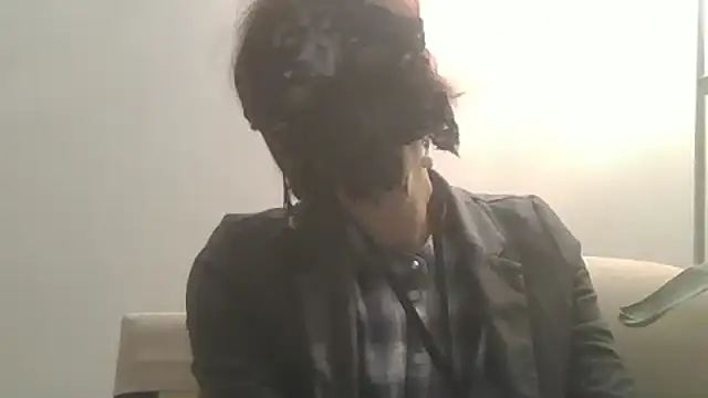 Snapshot of HelenTiAscolta chatting on May 2026 02:09:02 PM HelenTiAscolta online show from May 2026 02:09:02 PM