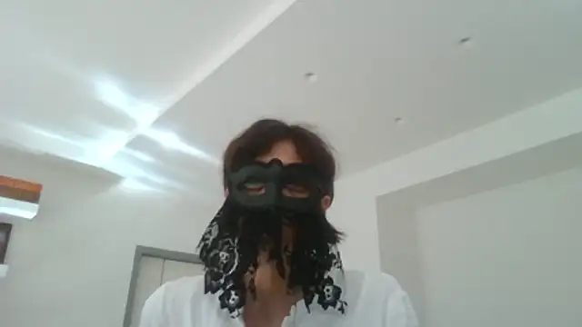Snapshot of HelenTiAscolta chatting on May 2026 02:45:01 PM HelenTiAscolta online show from May 2026 02:45:01 PM