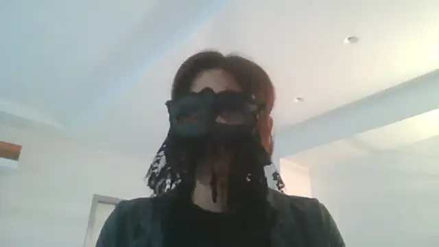Snapshot of HelenTiAscolta chatting on May 2026 08:12:02 AM HelenTiAscolta online show from May 2026 08:12:02 AM