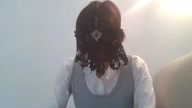 Snapshot of HelenTiAscolta chatting on May 2026 02:57:01 PM HelenTiAscolta online show from May 2026 02:57:01 PM