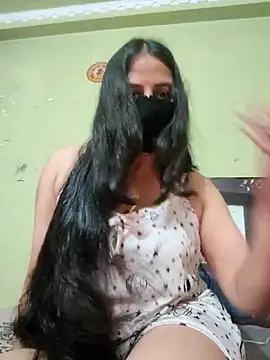 Snapshot of Priya_9945 chatting on June 2026 08:52:02 AM Priya 9945 online show from June 2026 08:52:02 AM