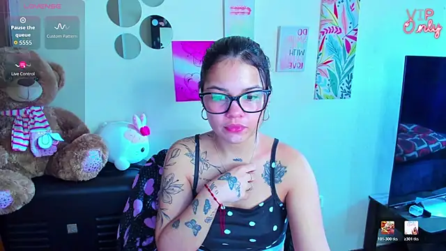 angelina 77 online show from June 2026 04:19:01 PM