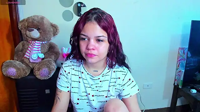 angelina 77 online show from May 2026 01:25:01 PM