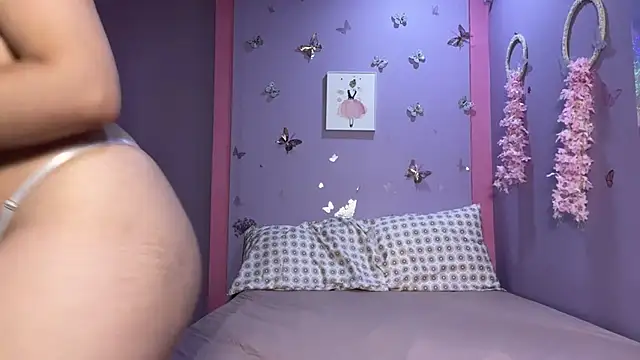 Violett Moonx online show from July 2026 09:56:01 PM