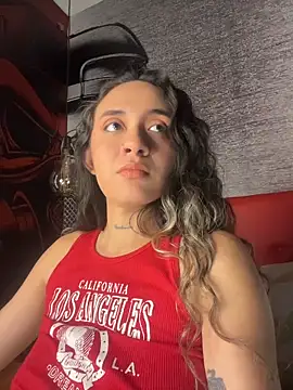 SinSirenXXX online show from May 2026 01:21:01 PM