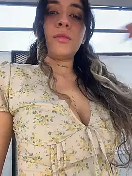 SinSirenXXX online show from April 2026 01:26:02 PM
