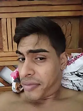 hot latinox online show from May 2026 03:04:02 AM