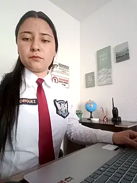 Queen linda1 online show from April 2026 06:04:01 PM