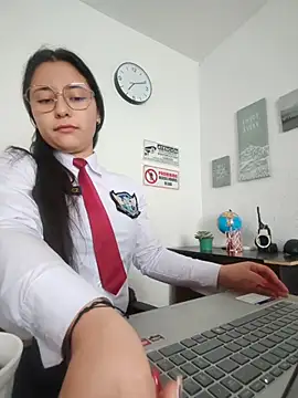 Queen linda1 online show from May 2026 12:12:02 PM