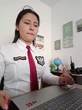 Queen linda1 online show from May 2026 12:09:01 PM