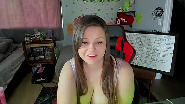 DelilaFields2 online show from May 2026 07:39:02 PM