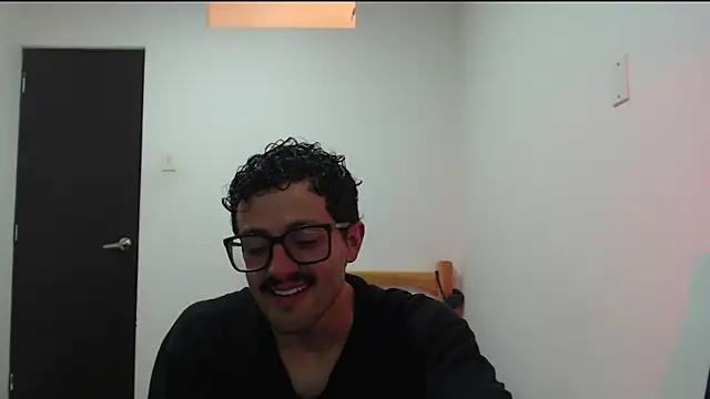 CuriousTomX online show from April 2026 01:37:01 AM