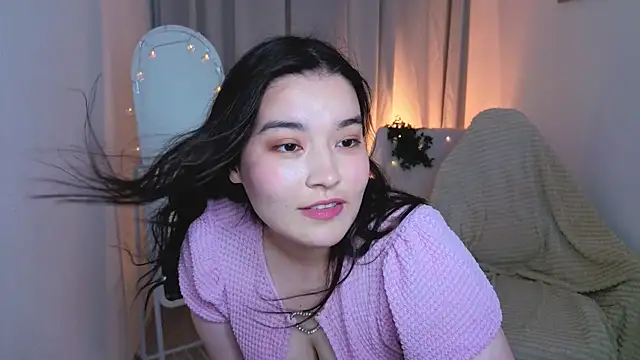 MomoRins online show from July 2026 12:00:02 AM