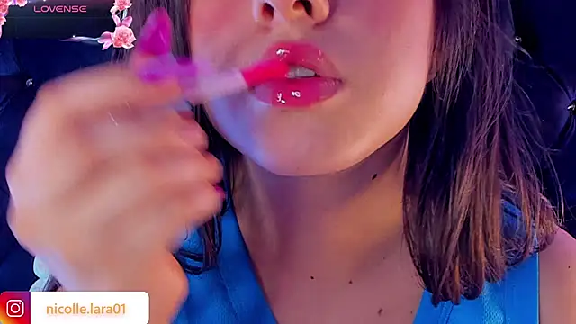 Snapshot of Kitty_rose01 chatting on June 2026 11:26:01 AM Kitty rose01 online show from June 2026 11:26:01 AM