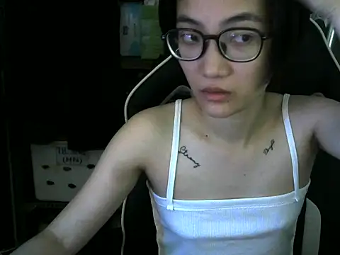 MeiiJi online show from April 2026 02:18:02 AM