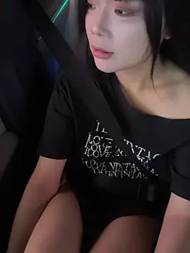 lilina520 online show from May 2026 12:56:01 PM