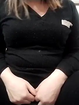 Cuginetti online show from April 2026 07:20:01 PM