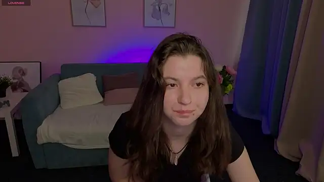 Snapshot of BelovedAlice chatting on May 2026 07:00:01 AM BelovedAlice online show from May 2026 07:00:01 AM
