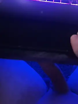 youngcock1639 online show from April 2026 07:31:01 PM