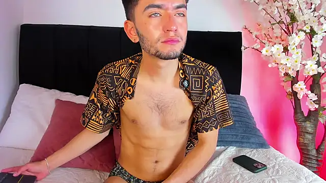 Andru Castillo online show from May 2026 02:09:02 PM