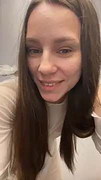 Snapshot of ElaraTiara chatting on May 2026 03:01:02 PM ElaraTiara online show from May 2026 03:01:02 PM
