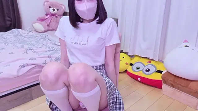 hiyo0001 online show from May 2026 12:52:01 PM