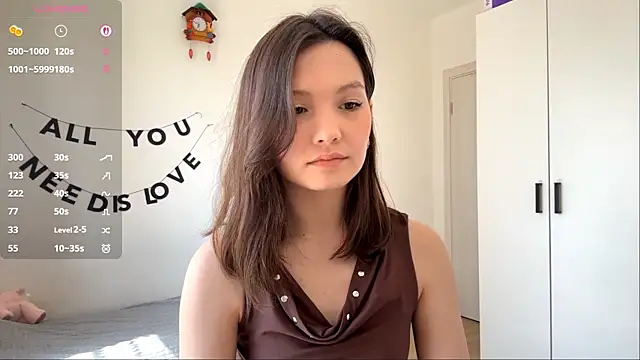 RochelTrewhitt online show from May 2026 11:28:01 AM