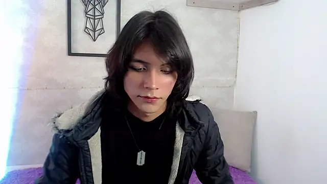 raven n matt online show from April 2026 08:37:02 PM