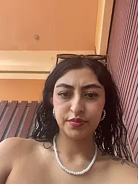Dahlia cortes online show from July 2026 03:01:02 PM