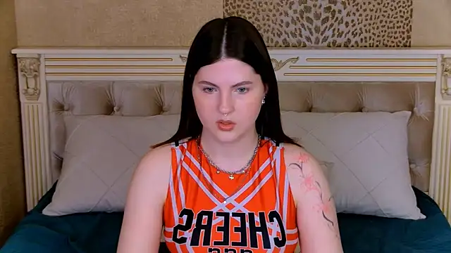 IvySimmons online show from May 2026 03:52:02 PM
