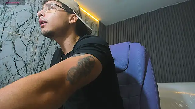 jbarto  online show from May 2026 02:06:02 PM
