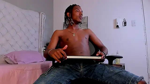 Max Orion online show from April 2026 08:29:02 PM