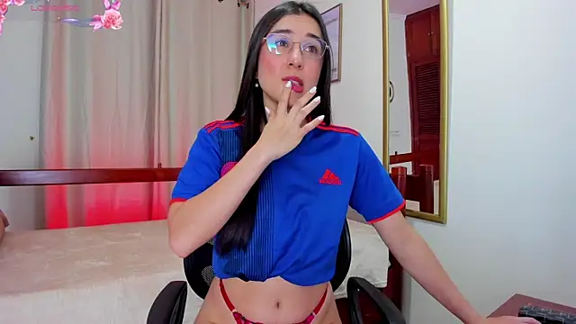 Elisabetta Amour online show from June 2026 10:10:02 AM