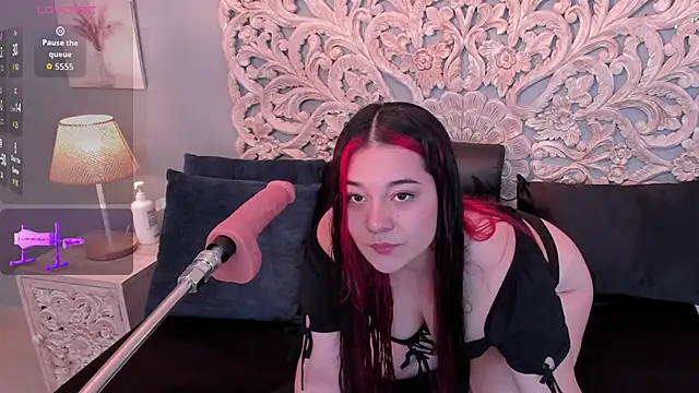 Snapshot of Sabrinna_fox chatting on April 2026 07:29:01 PM Sabrinna fox online show from April 2026 07:29:01 PM