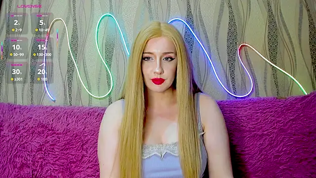 Snapshot of TheRoseSweet chatting on May 2026 10:17:01 PM TheRoseSweet online show from May 2026 10:17:01 PM